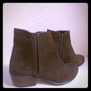Steve Madden ankle booties